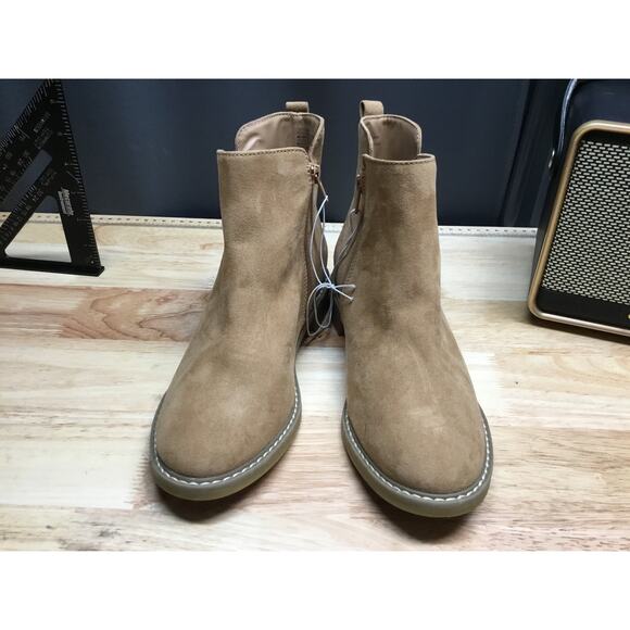 Universal Thread Brenna Ankle Boots Women's 7 Brown Suede Side Zip Round Toe - Picture 1 of 8